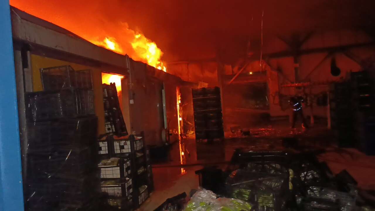 Konya yolu üzerindeki fabrikada yangın çıktı 10